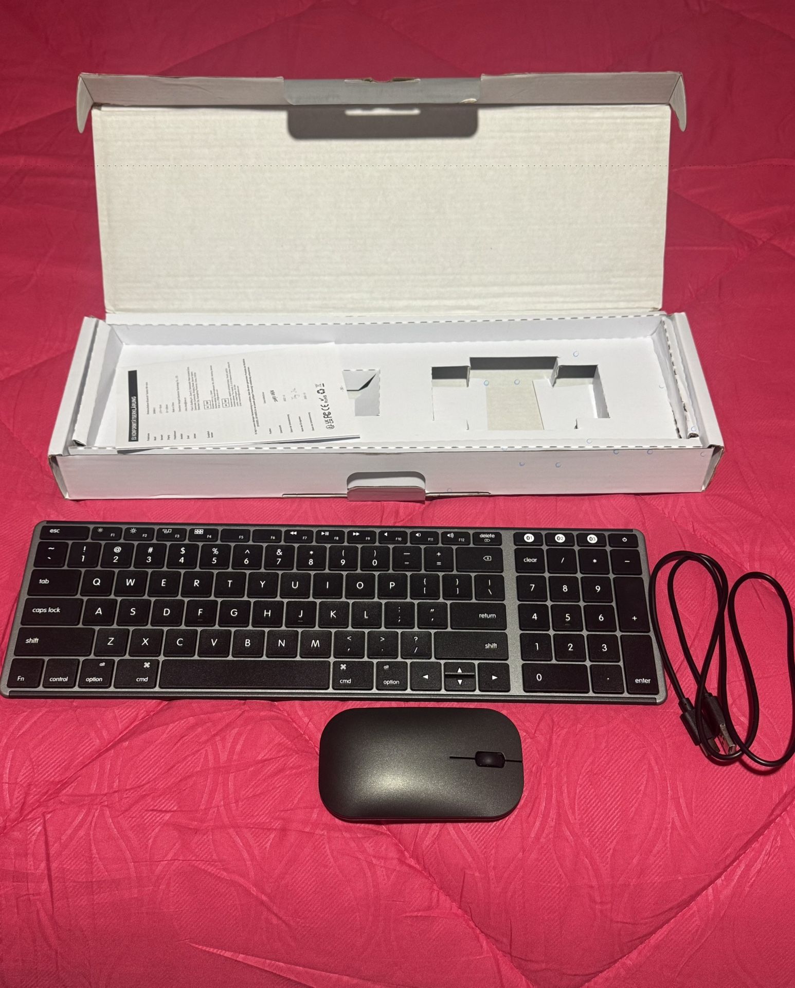 Wireless Bluetooth Keyboard And Mouse For Mac, Multi-Device Rechargeable Slim Keyboard And Mouse Stainless Steel Full Size, Compatible With MacBook Pr