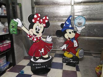 Mickey And Minnie Mouse