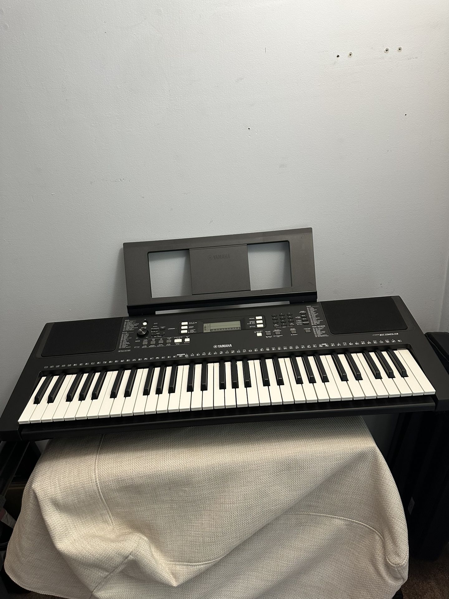 Yamaha Keyboard