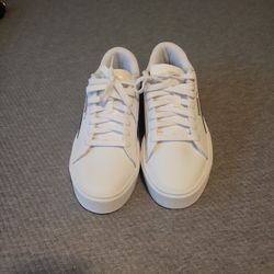 Puma Size 8 Sneakers
