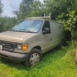 2004 Ford Van Extended 328k Miles Runs Like A Champ 