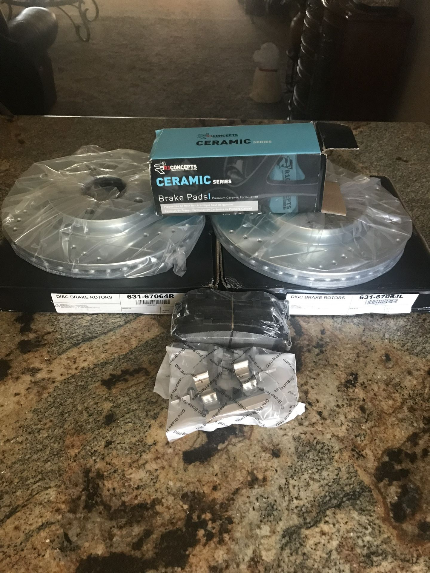 Brake Kit R1 Concepts 2013-19 Nissan Infinity, Sentra, Gibe, Altima, Versa Brand New