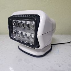 Golight Stryker ST. Great Shape. Remote Spotlight