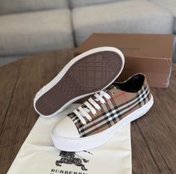 Size 9.5 Burberry convers