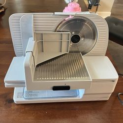 Chef’s Choice Electric Meat Slicer 