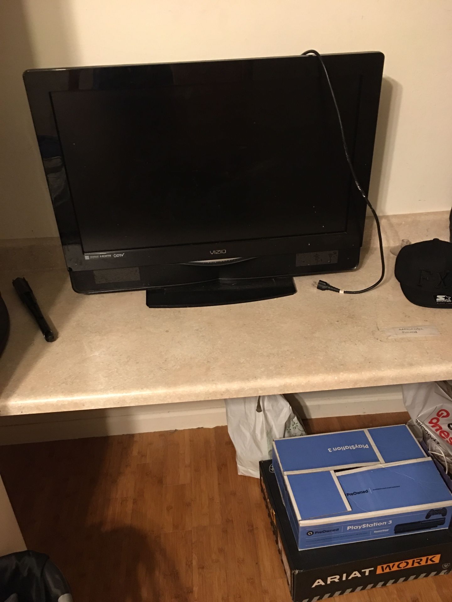 32” Visio flat screen tv