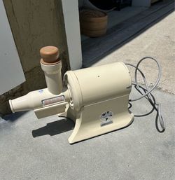 Champion Juicer