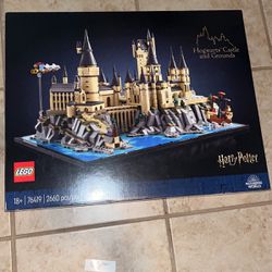 hogwarts castle and grounds harry potter lego set 