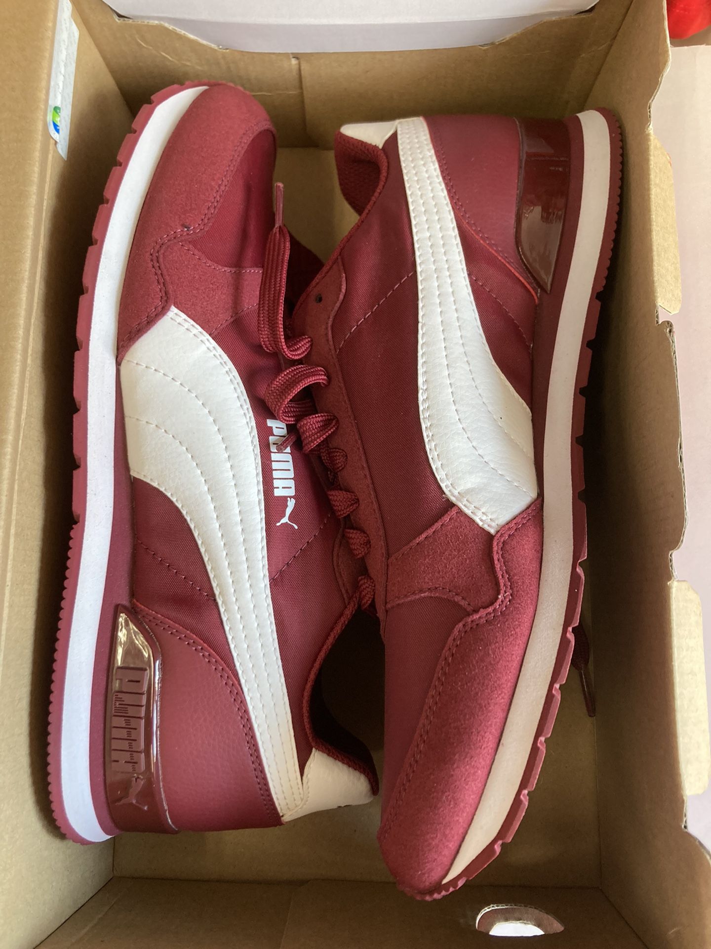 8.5 Pumas Sporty Athletic Unisex