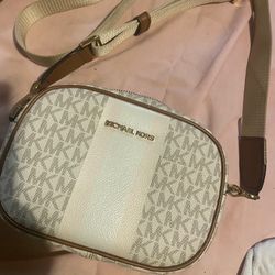 Michael Kors Crossbody Purse
