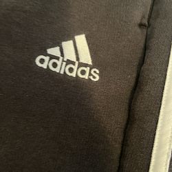 Mens Medium Adidas sweatpants 