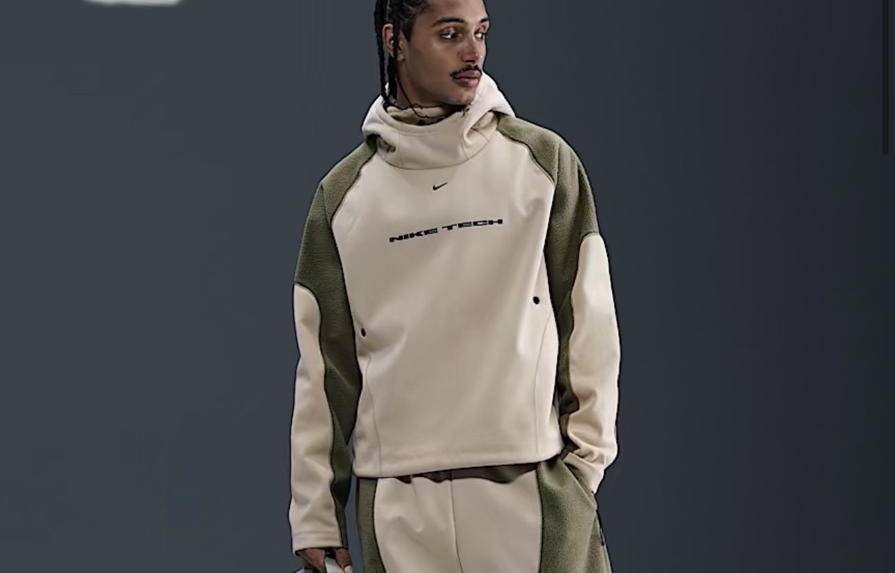 Nike Tech Boreas Oversized Hoodie IB3363-229 Size medium Large