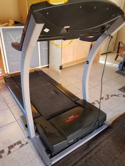 Pro form 785PI I Fit interactive treadmill for Sale in Phoenix AZ OfferUp