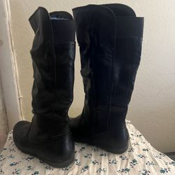 Tall Boots And Rain Boots 