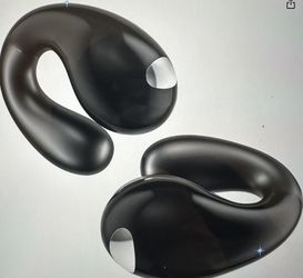 Clip On wireless Earbuds 