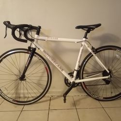 Brand New MOTOBECANE Mirage 6061 AL BIKE