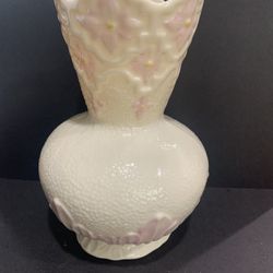 Belleek Ireland flower Vase