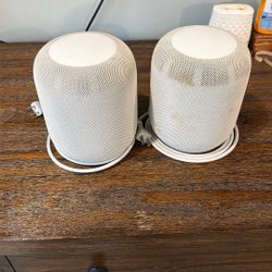 Apple HomePod Gen 1
