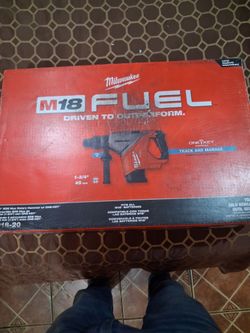 Milwaukee M18 FUEL SDS Max Rotary Hammer
