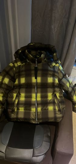 Yellow and black knuckle puffer jacket size medium