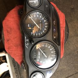 2005 Kawasaki Concourse ZG1000 Meter