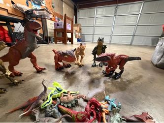 Dinosaur toy lot