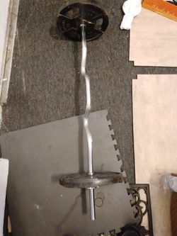 Curl bar with 2 x 25 lbs