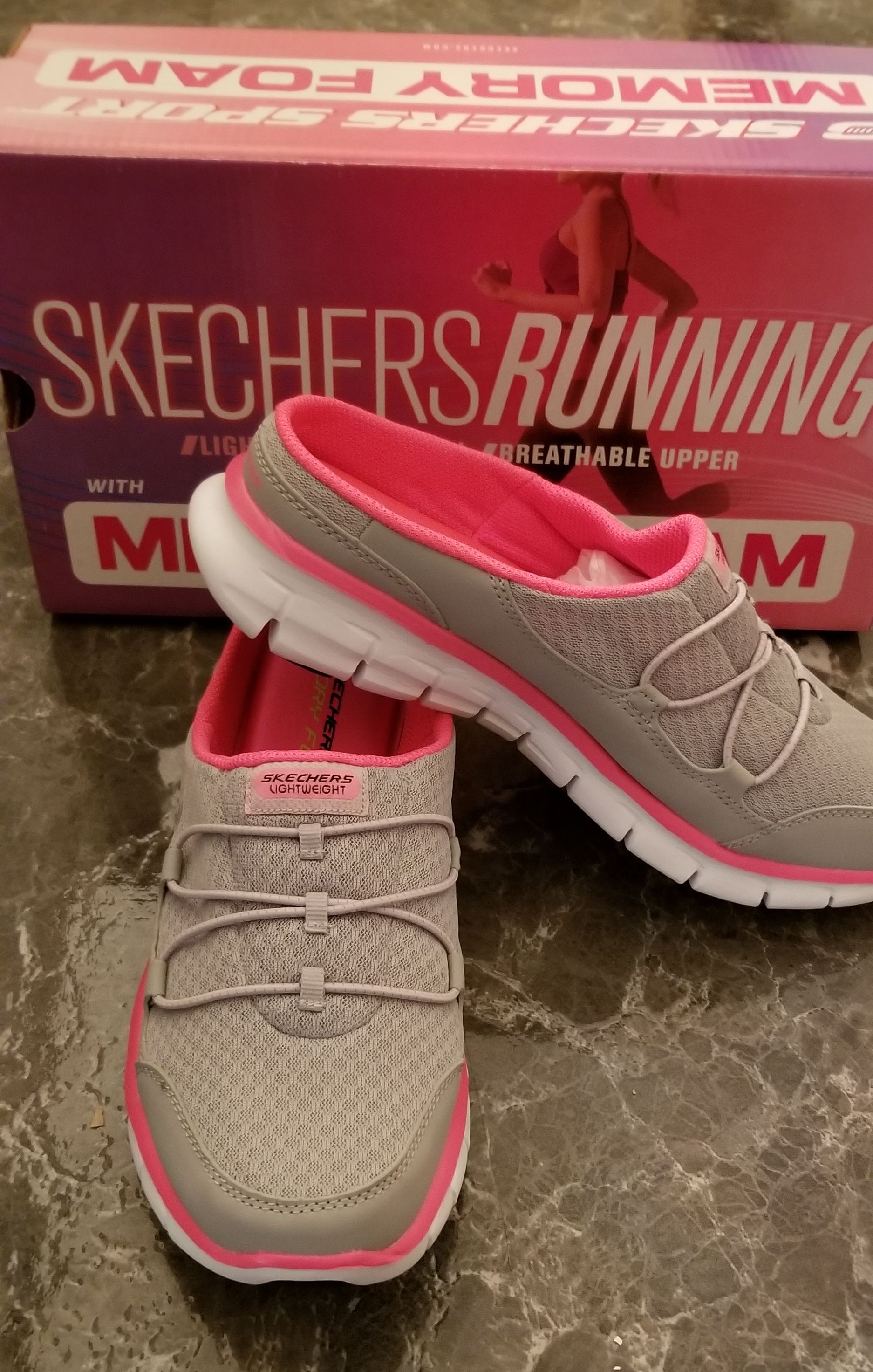 PENDING:*NIB* Grey/Pink Skechers Sport Synergy Free Play Sneaker for in Maple Valley, WA - OfferUp