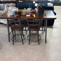 Brand new dinette and 424 inch stools 999