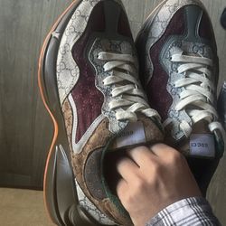 Gucci shoes 