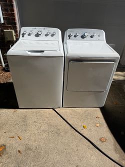 **VERY NICE GE WASHER AND DRYER SET!!**