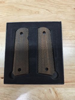 Handgrips