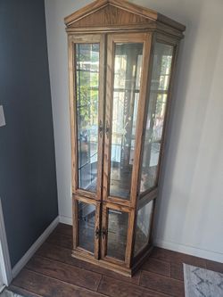 Curio Cabinet oak