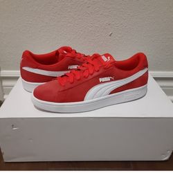 Puma Multiple Sizes Read Entire Description