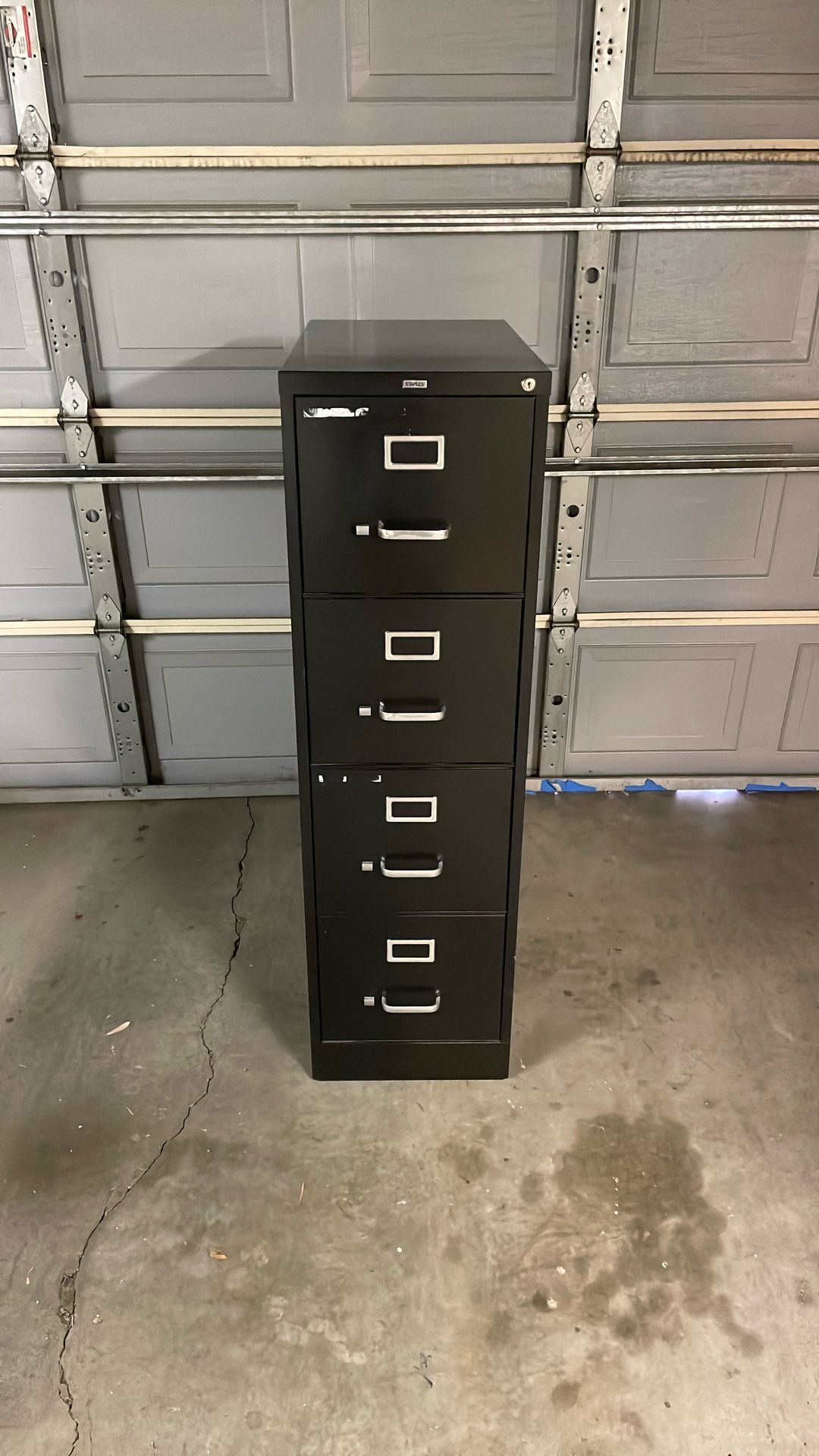 Black Steel STAPLES 4 Drawer Letter Size File Cabinet 