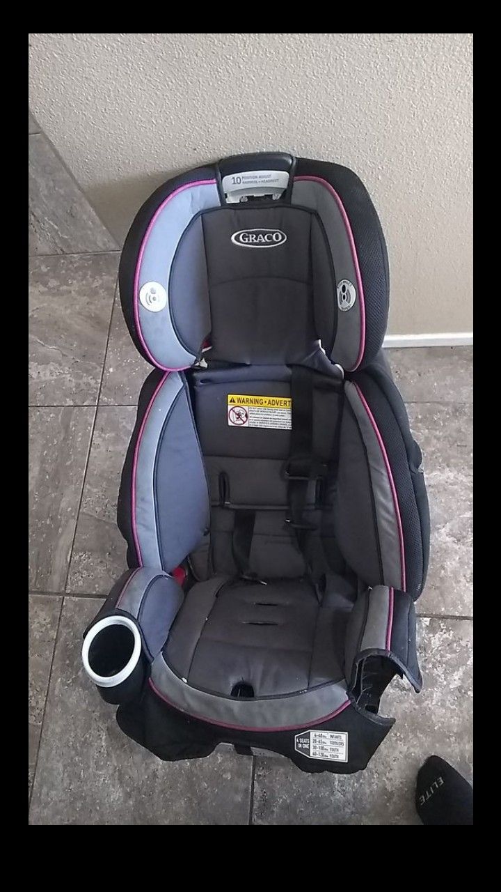 Graco adjustable carseat
