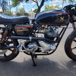 1975 Norton Commando 850