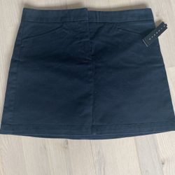 Theory Size 2 NWT Black Jean Skirt 