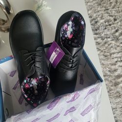 Hawkwell Bliss Style Nursing/Work Shoes – Women's Size 11 – NEW