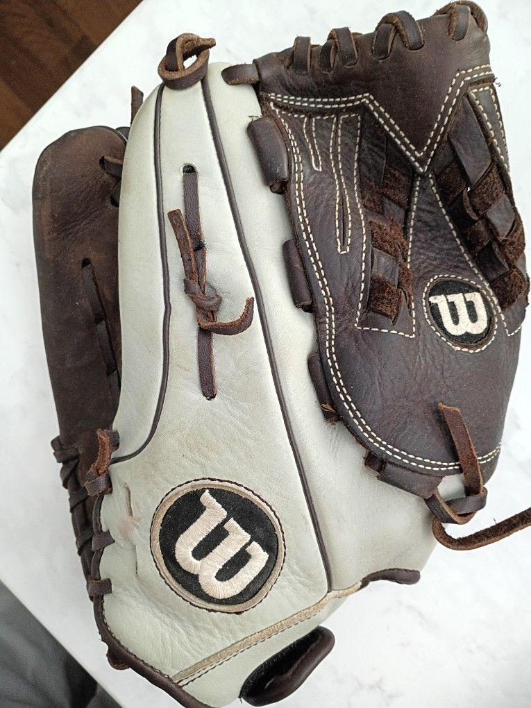 Wilson L H T Baseball Glove