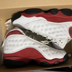 Air Jordan 13 Cherry 