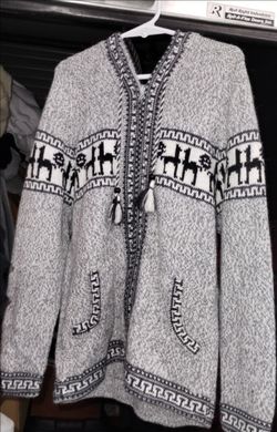 Alpaca hooded sweater size 14