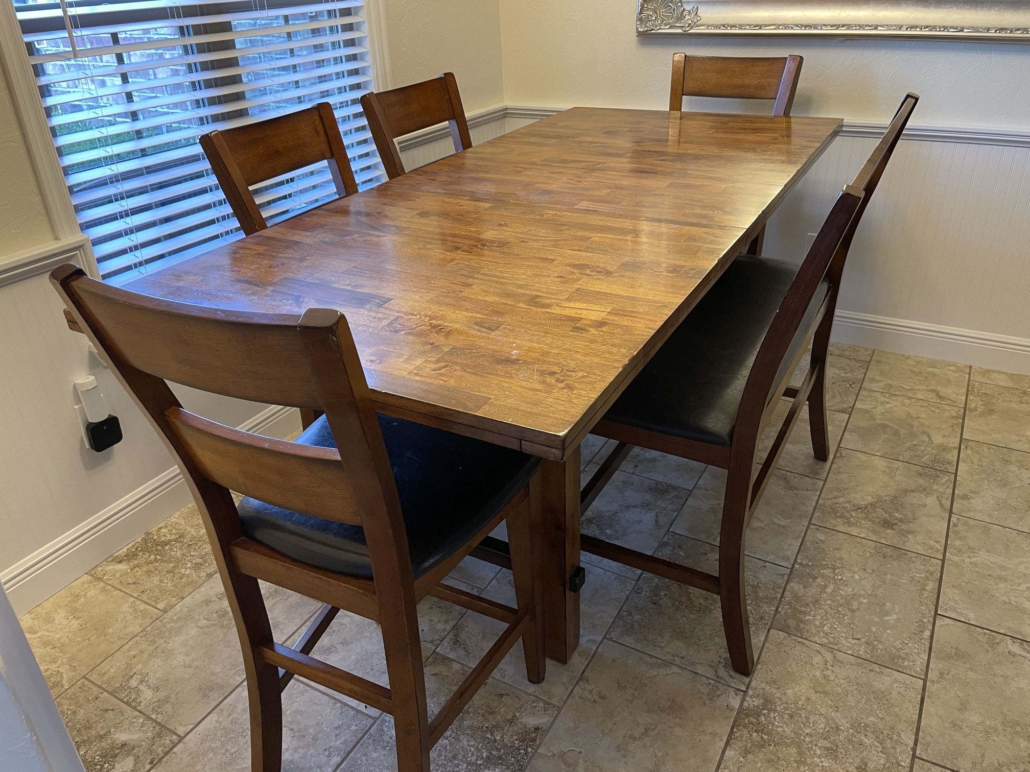 10 person dining table