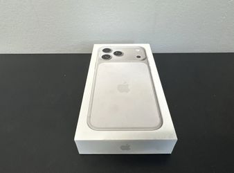 iPhone 17 Pro Max (256gb) brand new in box