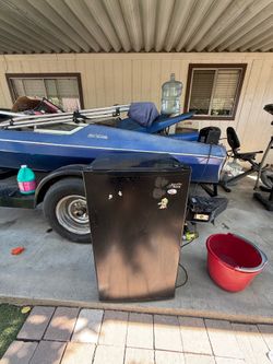 Mini Fridge WORKING