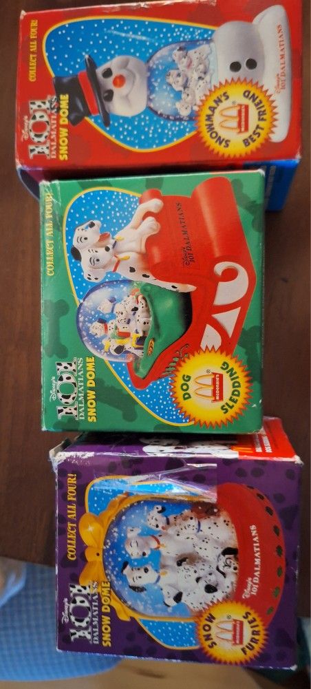 101 Dalmatians Snow GLOBE