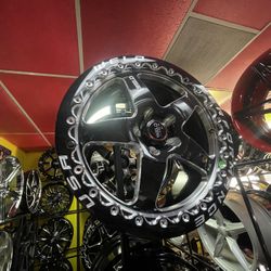 18” Weld “Ventura” Beadlock Wheels 