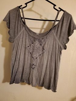 Cute Grey Summer Top **see DESCRIPTION**