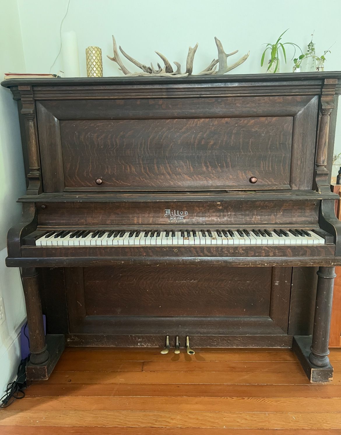 Free Piano ‘Milton’