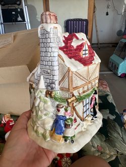 Fitz & Floyd Christmas house